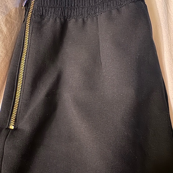 Kate Spade Black Ankle Pants with Gold Zipper - Picture 2 of 5